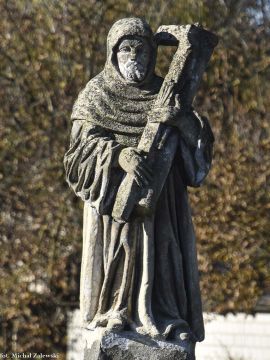 Św. Bernard, figura na słupie gotyckim z nieistniejącej części klasztoru cysterskiego, Koprzywnica