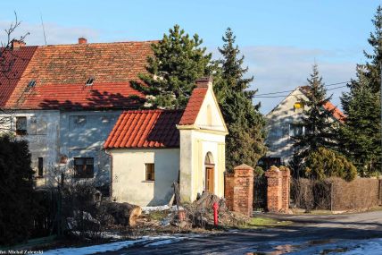 Kapliczka domkowa z Pełcznicy koło Kątów Wrocławskich
