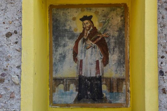 Św. Jan Nepomucen na obrazie malowanym na blasze w Dziadowej Kłodzie