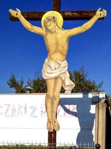 Krzyż przydrożny z blaszanym Jezusem, Ścibórz