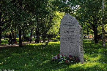 Pomnik św. Edyty Stein we Wrocławiu